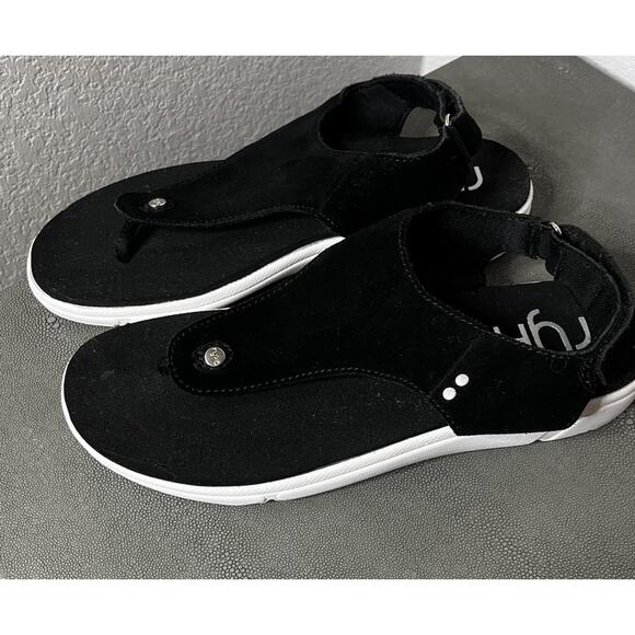 Ryka Size 8 Black Sandals Lightweight Comfy - Picture 1 of 4
